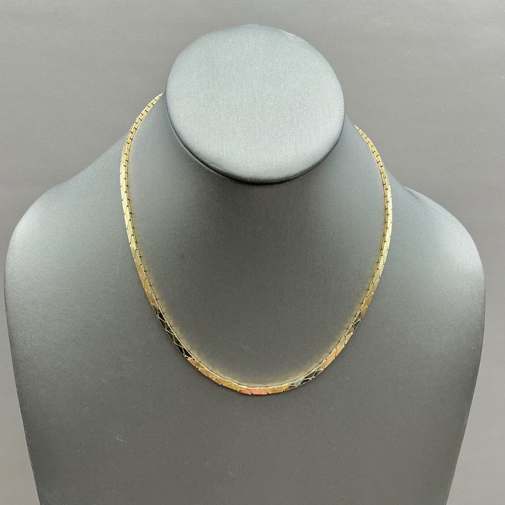 Vintage Chevron Link Necklace Women Gold Tone Flat Herringbone Chain Jewelry